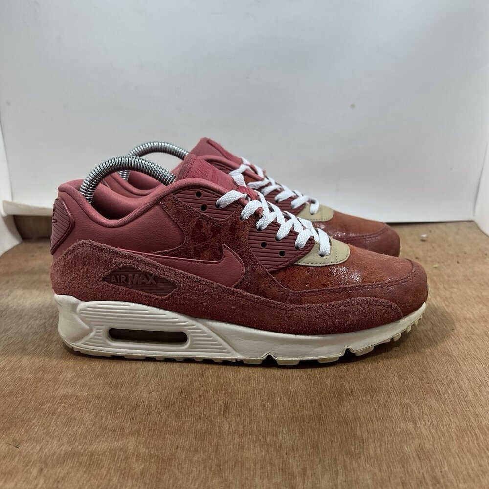 Nike Air Max 90 Women Size 8 Shoes Light Redwood & Sail 920959-800
